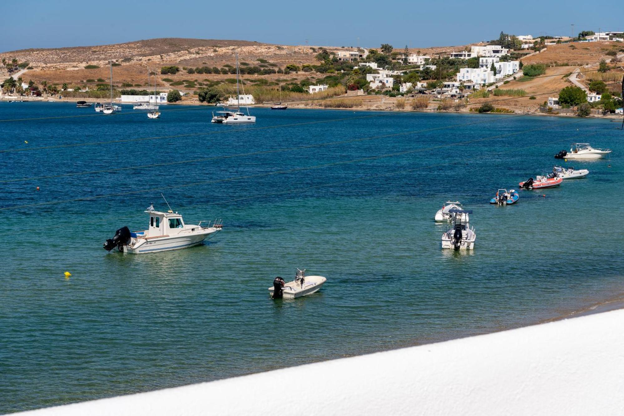 Irene Hotel - Beachfront Parikia  Bagian luar foto